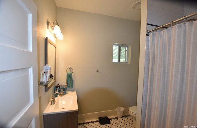 1630 W Craig, San Antonio, TX 78201