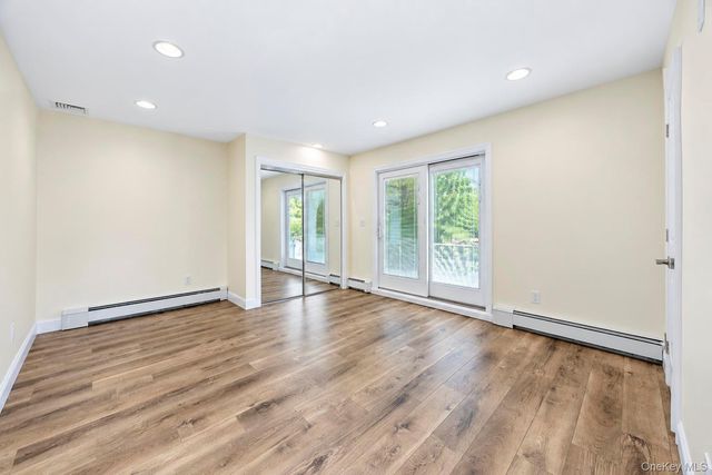 3 Avelaine Court, Babylon, NY 11702