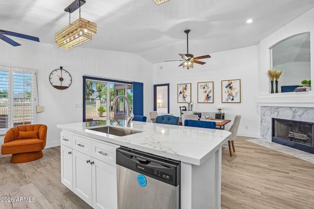 12050 S 44TH Street, Phoenix, AZ 85044