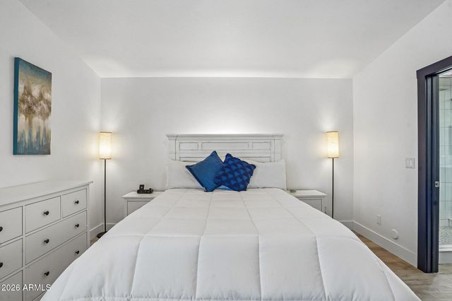 12050 S 44TH Street, Phoenix, AZ 85044