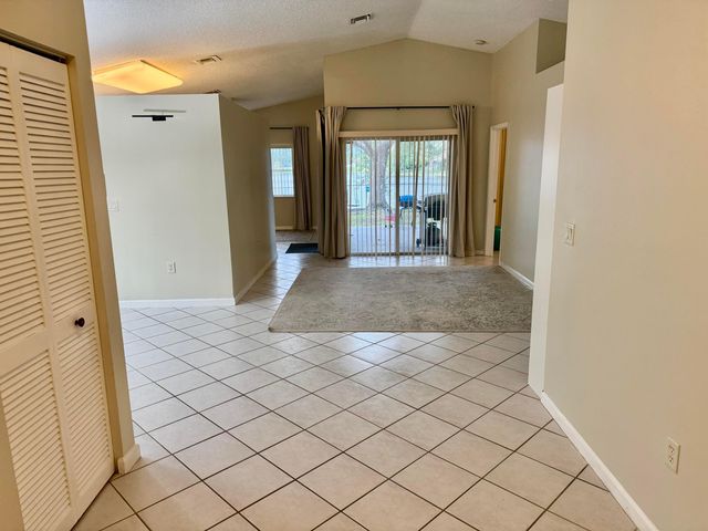 387 SW 206th Avenue 0, Pembroke Pines, FL 33029