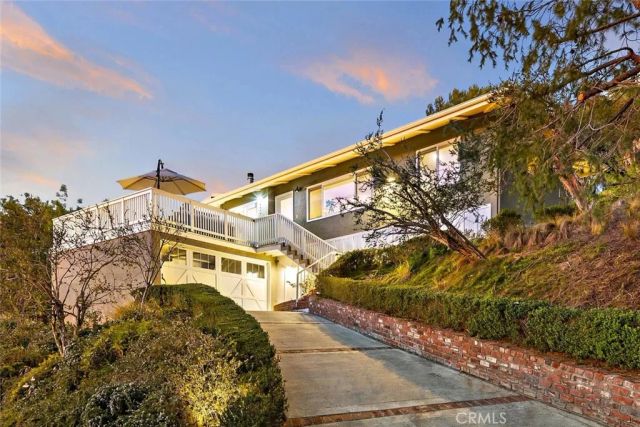 22271 3rd Avenue, Laguna Beach, CA 92651
