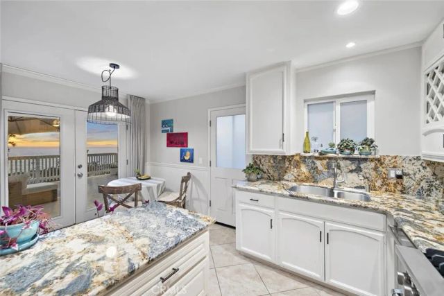 22271 3rd Avenue, Laguna Beach, CA 92651