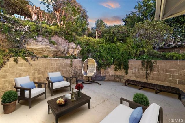 22271 3rd Avenue, Laguna Beach, CA 92651