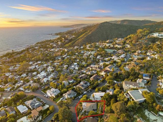 22271 3rd Avenue, Laguna Beach, CA 92651