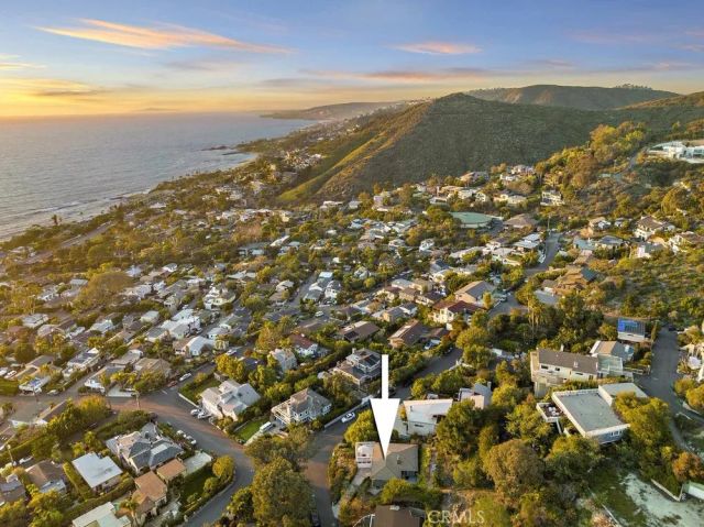 22271 3rd Avenue, Laguna Beach, CA 92651