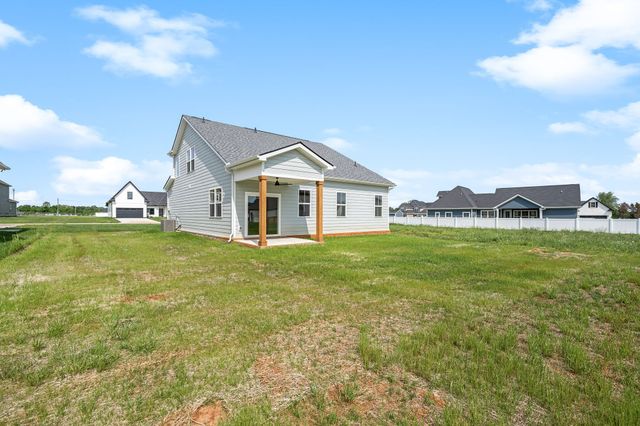 10109 Whitehorn Ln, Bell Buckle, TN 37020