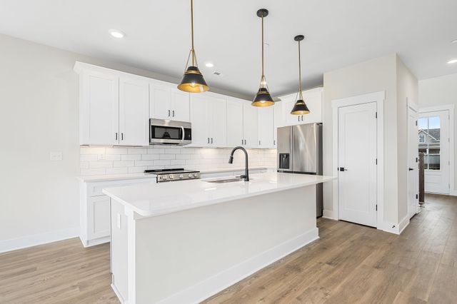 10109 Whitehorn Ln, Bell Buckle, TN 37020