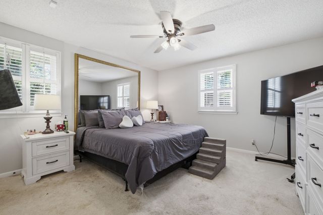4812 Sierra Dr, Old Hickory, TN 37138