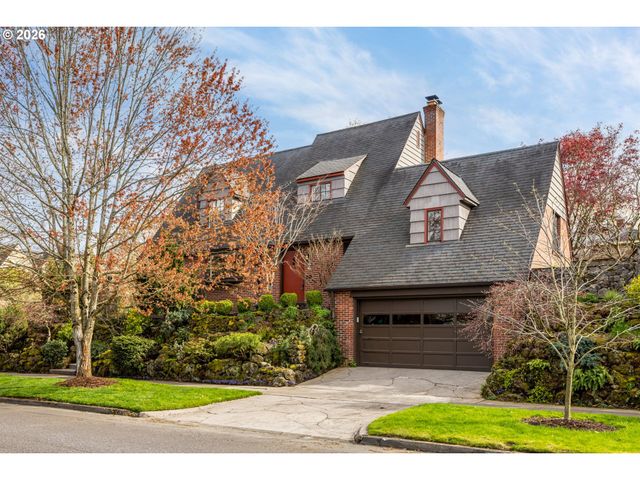 1128 Ne KNOTT St, Portland, OR 97212