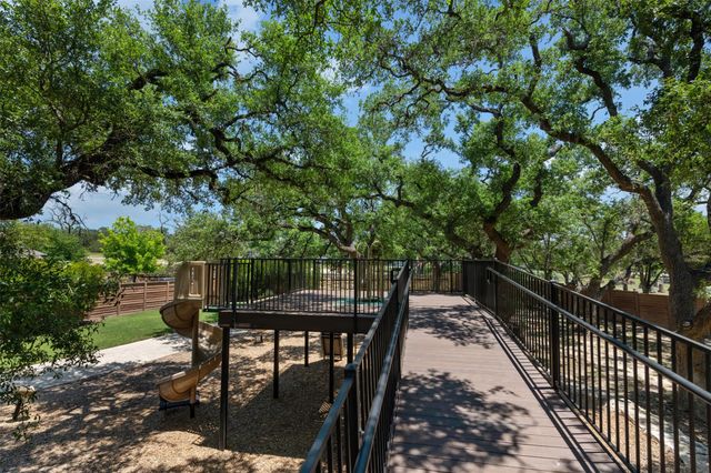 155 SW Crosswater LN, Dripping Springs, TX 78620