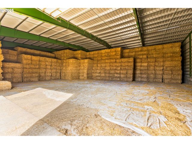 Windsor Island Rd N, Keizer, OR 97303