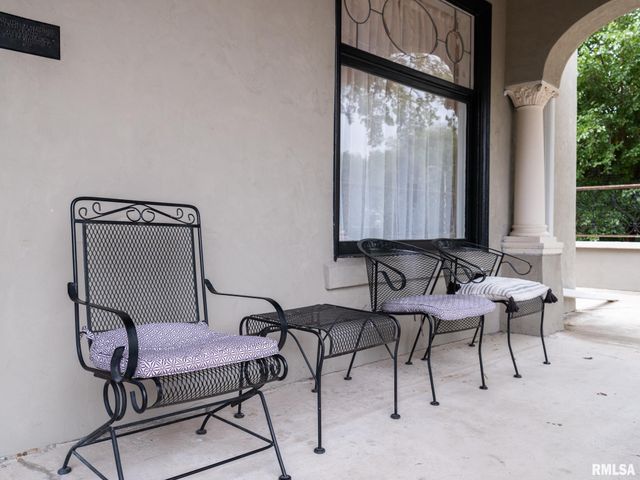 725 PARK Avenue, Pekin, IL 61554