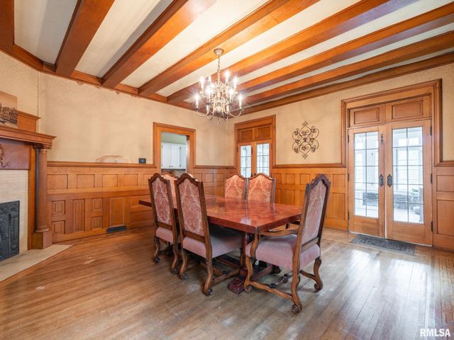 725 PARK Avenue, Pekin, IL 61554