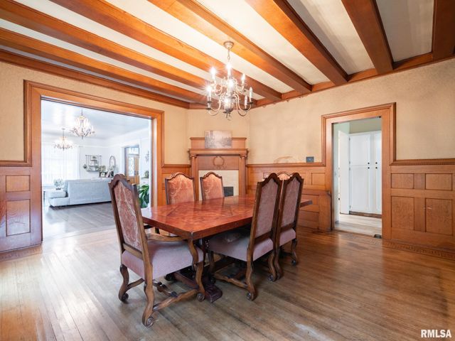 725 PARK Avenue, Pekin, IL 61554