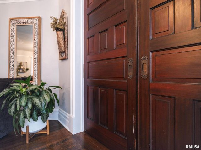 725 PARK Avenue, Pekin, IL 61554