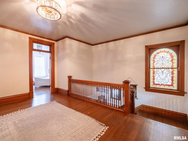 725 PARK Avenue, Pekin, IL 61554