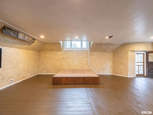 725 PARK Avenue, Pekin, IL 61554