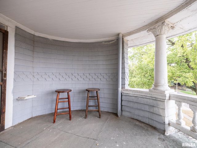 725 PARK Avenue, Pekin, IL 61554