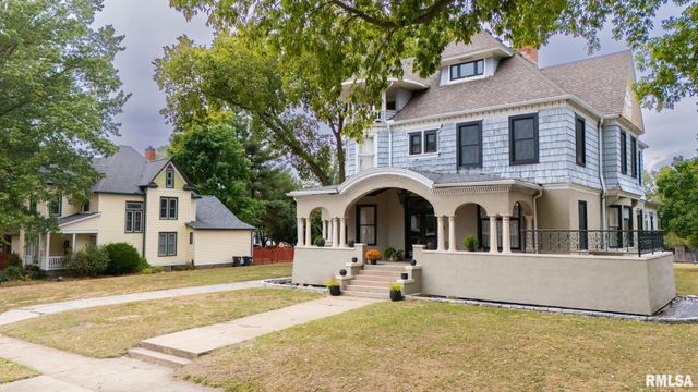 725 PARK Avenue, Pekin, IL 61554