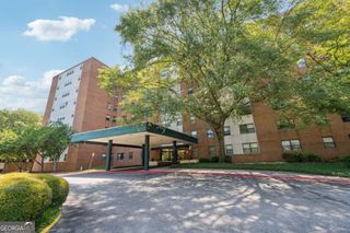 2965 Pharr Court South NW 512, Atlanta, GA 30305