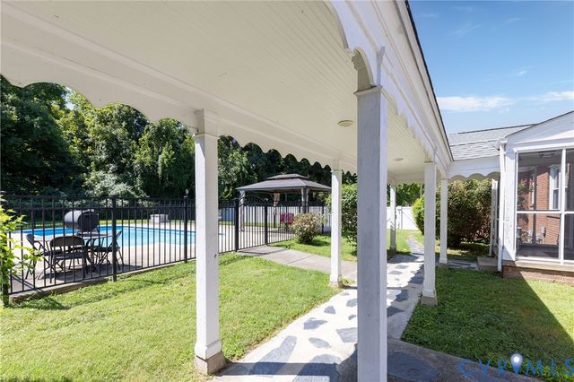 218 Claremont St, Petersburg, VA 23805