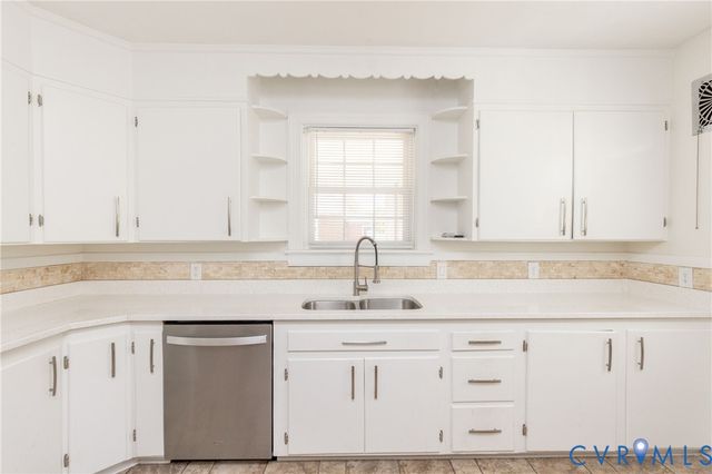 218 Claremont St, Petersburg, VA 23805