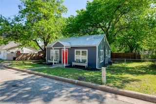 408 Bryan Street, Weatherford, TX 76086