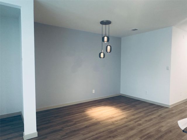 9907 Palm Royal Drive, Baytown, TX 77521