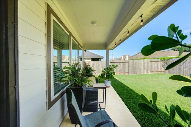 9907 Palm Royal Drive, Baytown, TX 77521