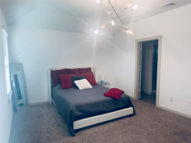 9907 Palm Royal Drive, Baytown, TX 77521