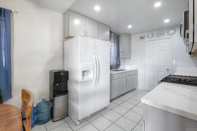 4123 Jonathon St, Oceanside, CA 92056