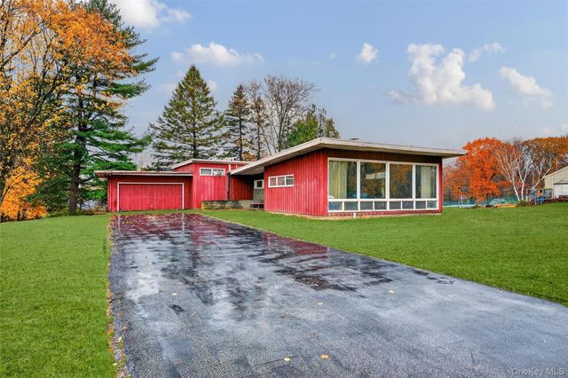 57 Overhill Road, Middletown, NY 10940