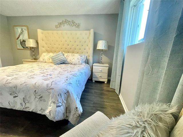 12432 81ST COURT, Seminole, FL 33772