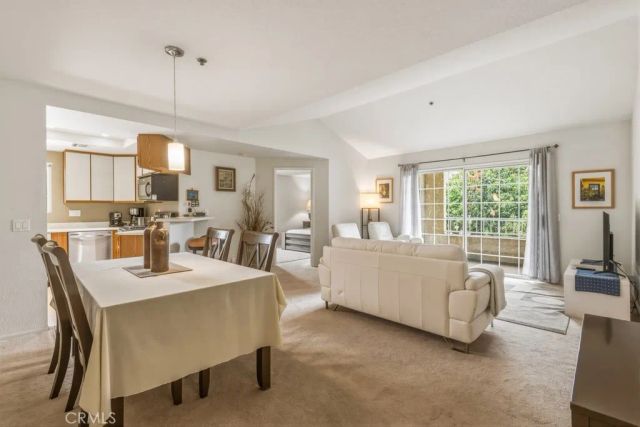 2700 Lawrence Crossley Road 9, Palm Springs, CA 92264