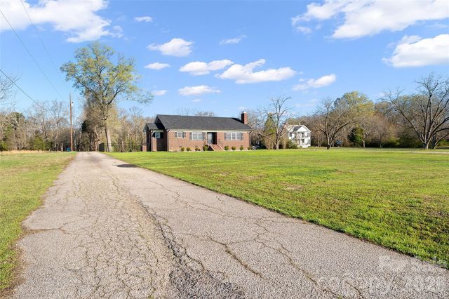 871 Saluda Road, Chester, SC 29706
