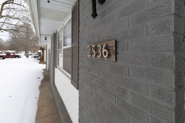 2536 S Mccann Avenue, Springfield, MO 65804