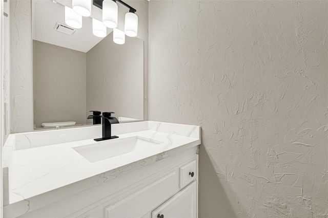 14315 Sun Harbor Drive, Houston, TX 77062