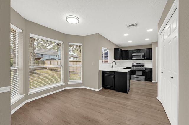 14315 Sun Harbor Drive, Houston, TX 77062