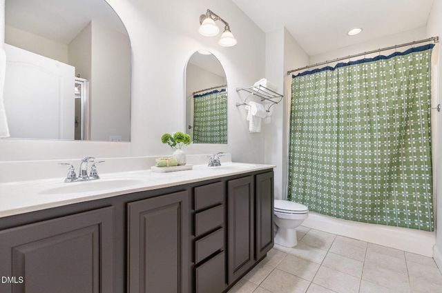 2810 Bedford Green Drive Unit 104, Raleigh, NC 27604