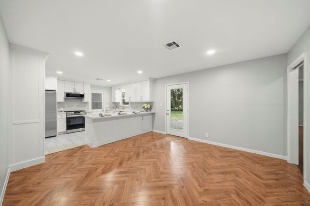 4614 Hummingbird Street, Houston, TX 77035
