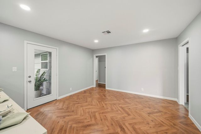 4614 Hummingbird Street, Houston, TX 77035