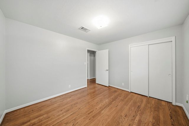 4614 Hummingbird Street, Houston, TX 77035