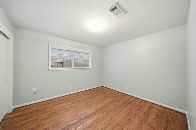 4614 Hummingbird Street, Houston, TX 77035