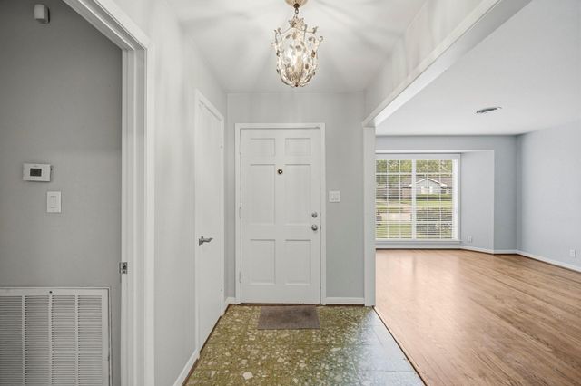 4614 Hummingbird Street, Houston, TX 77035