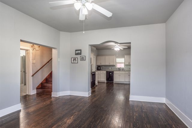 230 E Main Street, Lindsay, TX 76250