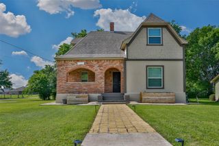 230 E Main Street, Lindsay, TX 76250
