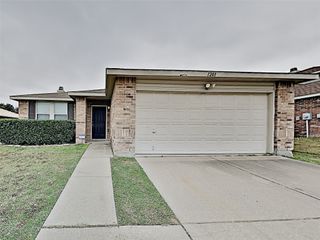 1201 Scarlet Sage Parkway, Burleson, TX 76028