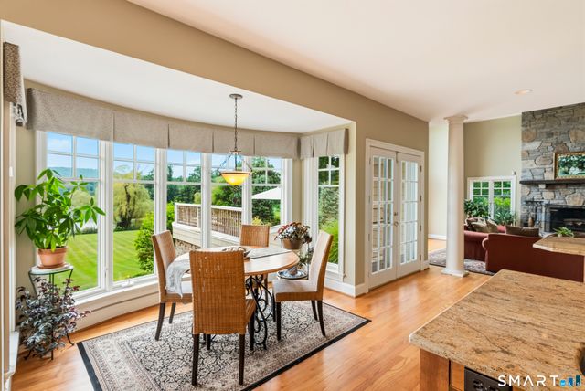 2784 Hebron Avenue, Glastonbury, CT 06033