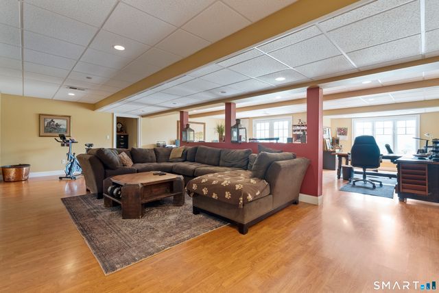 2784 Hebron Avenue, Glastonbury, CT 06033